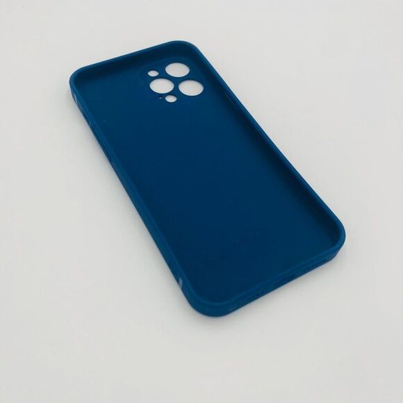 Brand New iPhone 12‎ Pro Max Blue Panda Phone Case / Phone Accessory - Picture 7 of 7